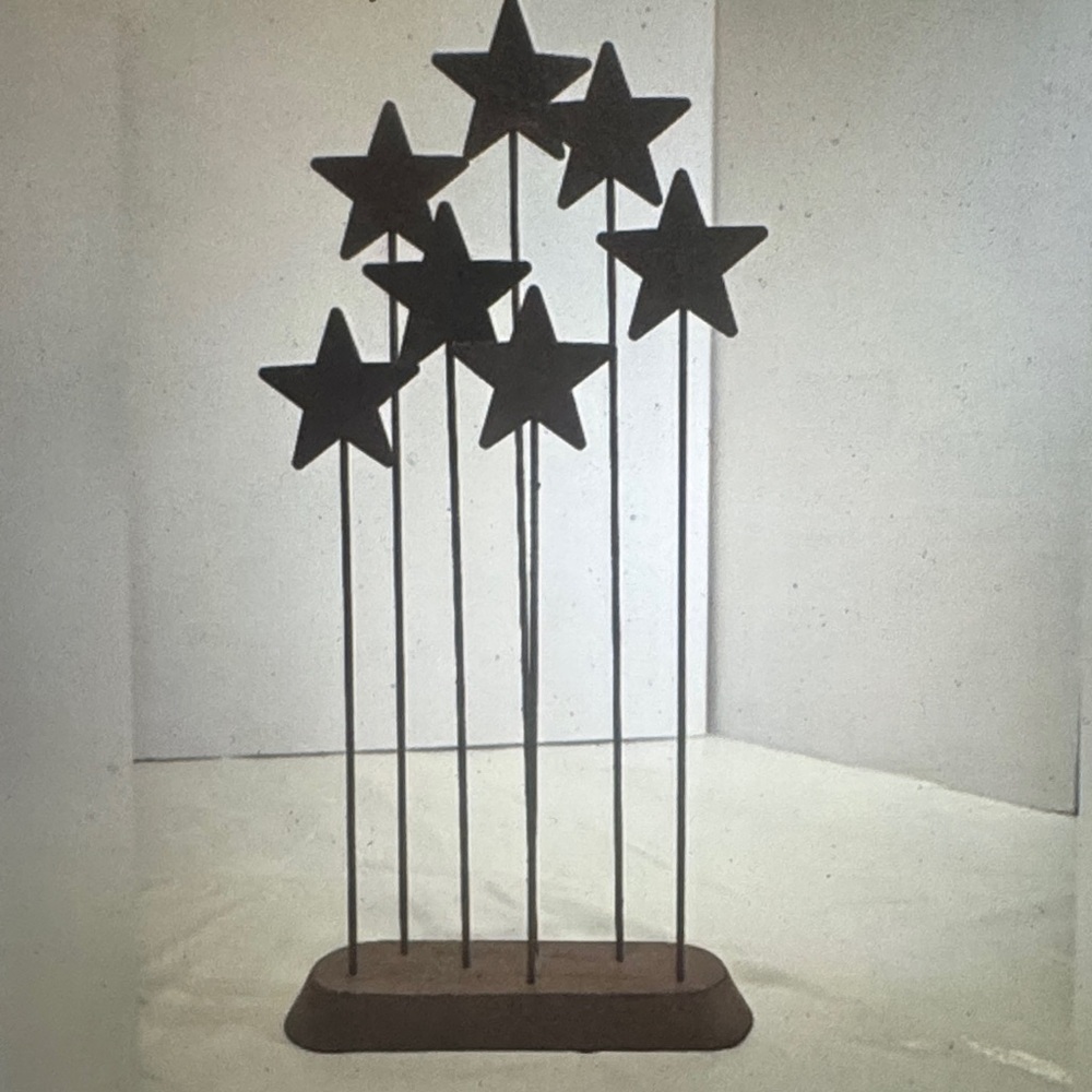 Willow Tree Metal Star Backdrop